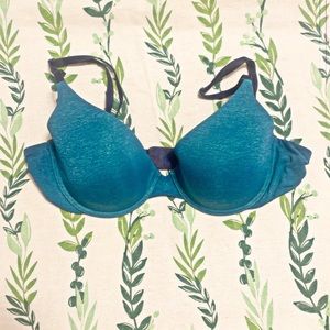 Victoria’s Secret uplift semi demi 36b